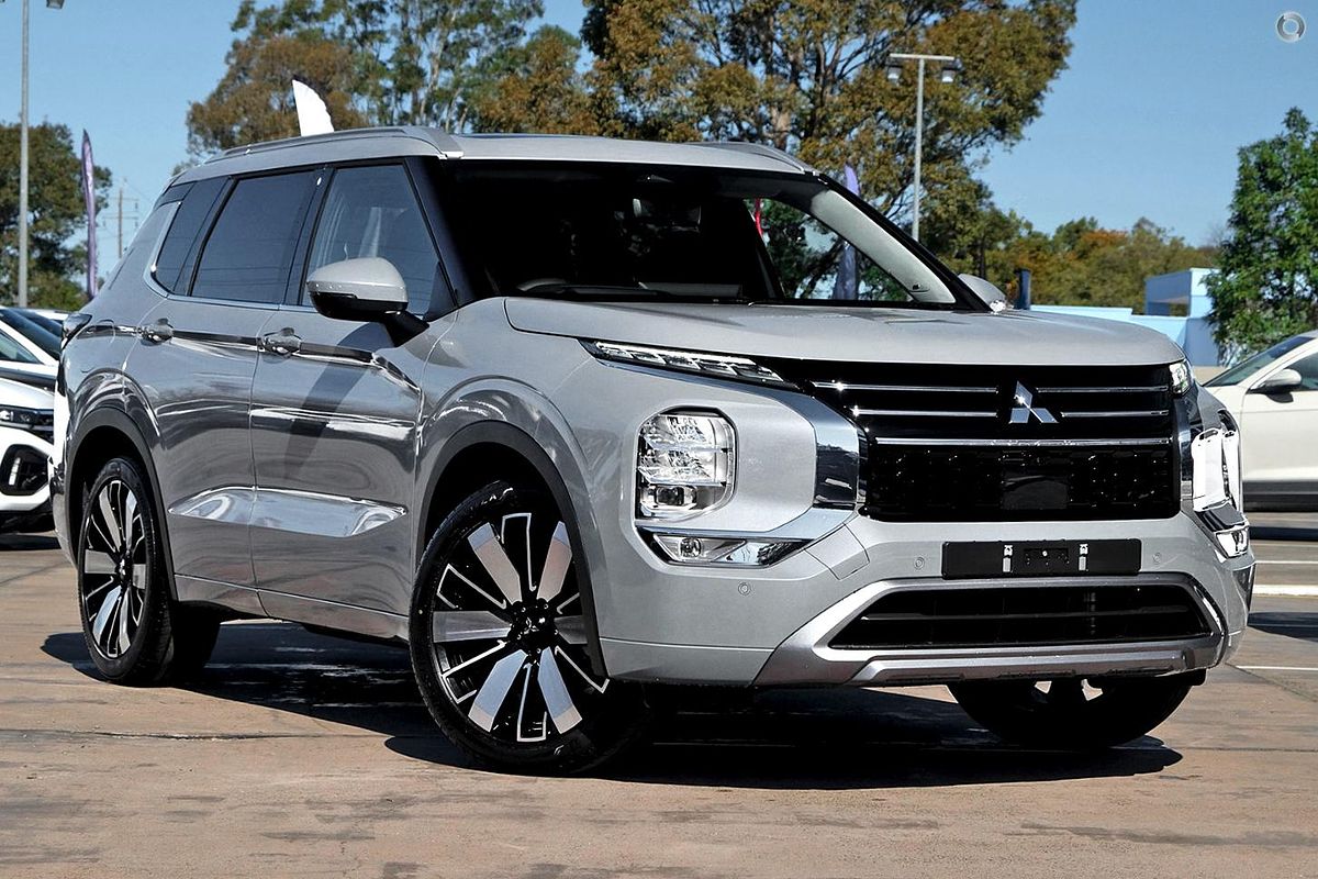 2025 Mitsubishi Outlander Exceed ZM