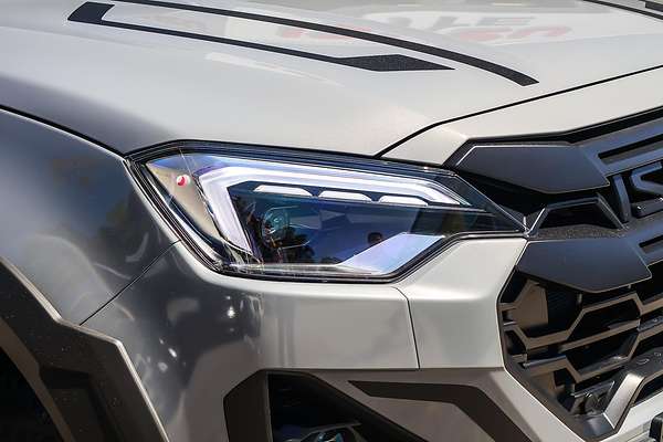 2025 Isuzu D-MAX BLADE 4X4