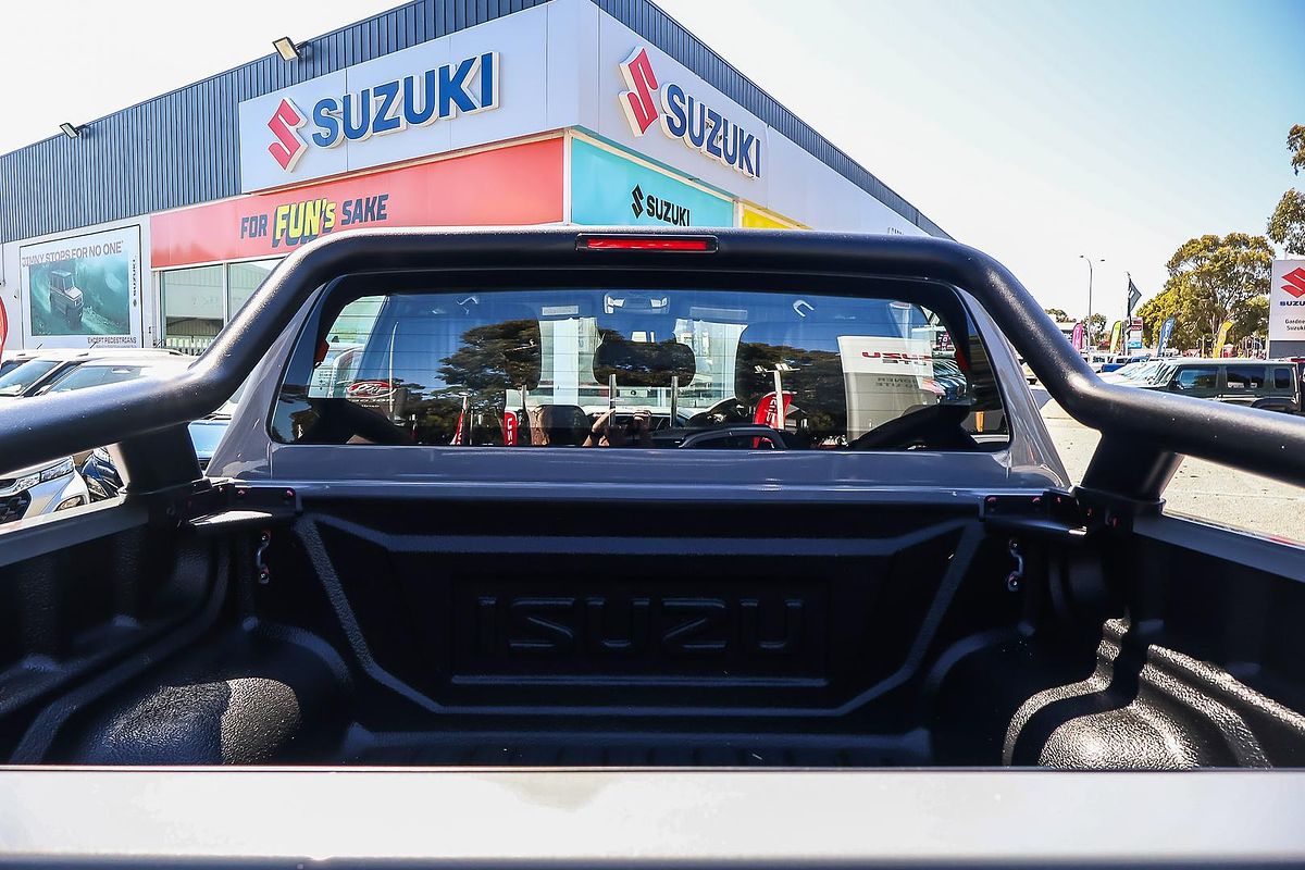 2025 Isuzu D-MAX BLADE 4X4