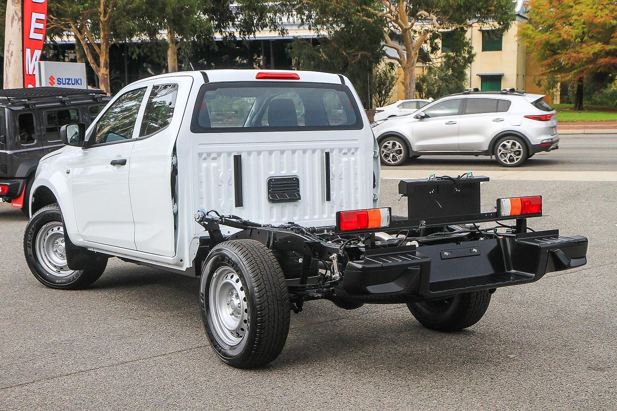 2025 Isuzu D-MAX SX 4X4