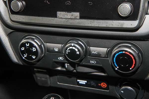 2025 Isuzu D-MAX SX 4X4