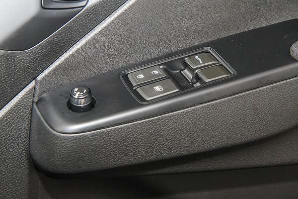 2025 Isuzu D-MAX SX 4X4