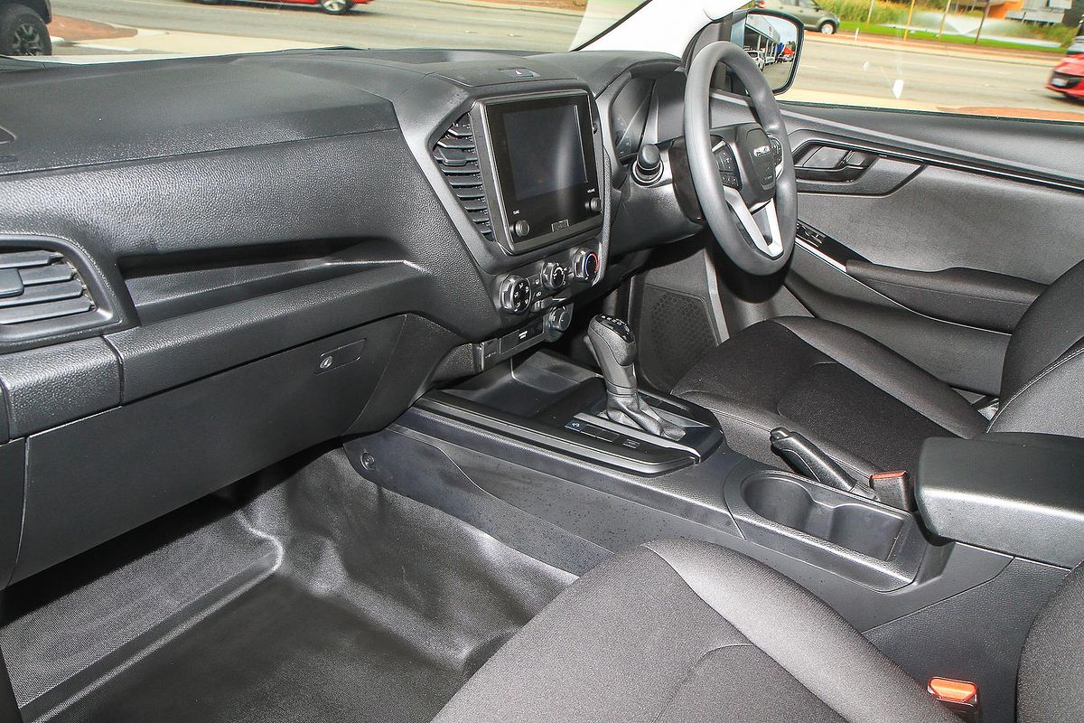 2025 Isuzu D-MAX SX 4X4