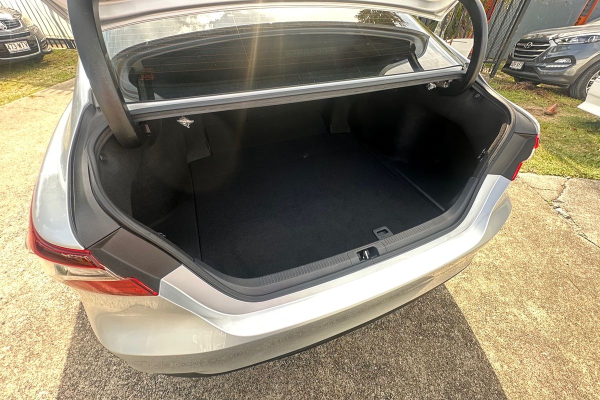 2024 Toyota Camry Ascent AXVH70R