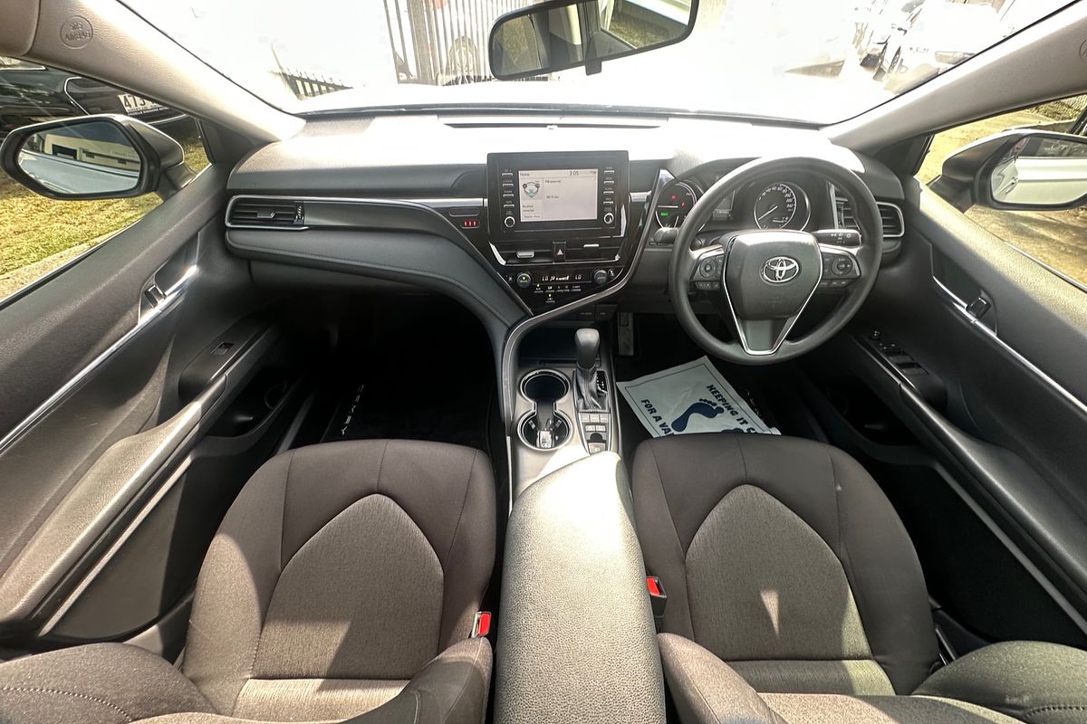 2024 Toyota Camry Ascent AXVH70R