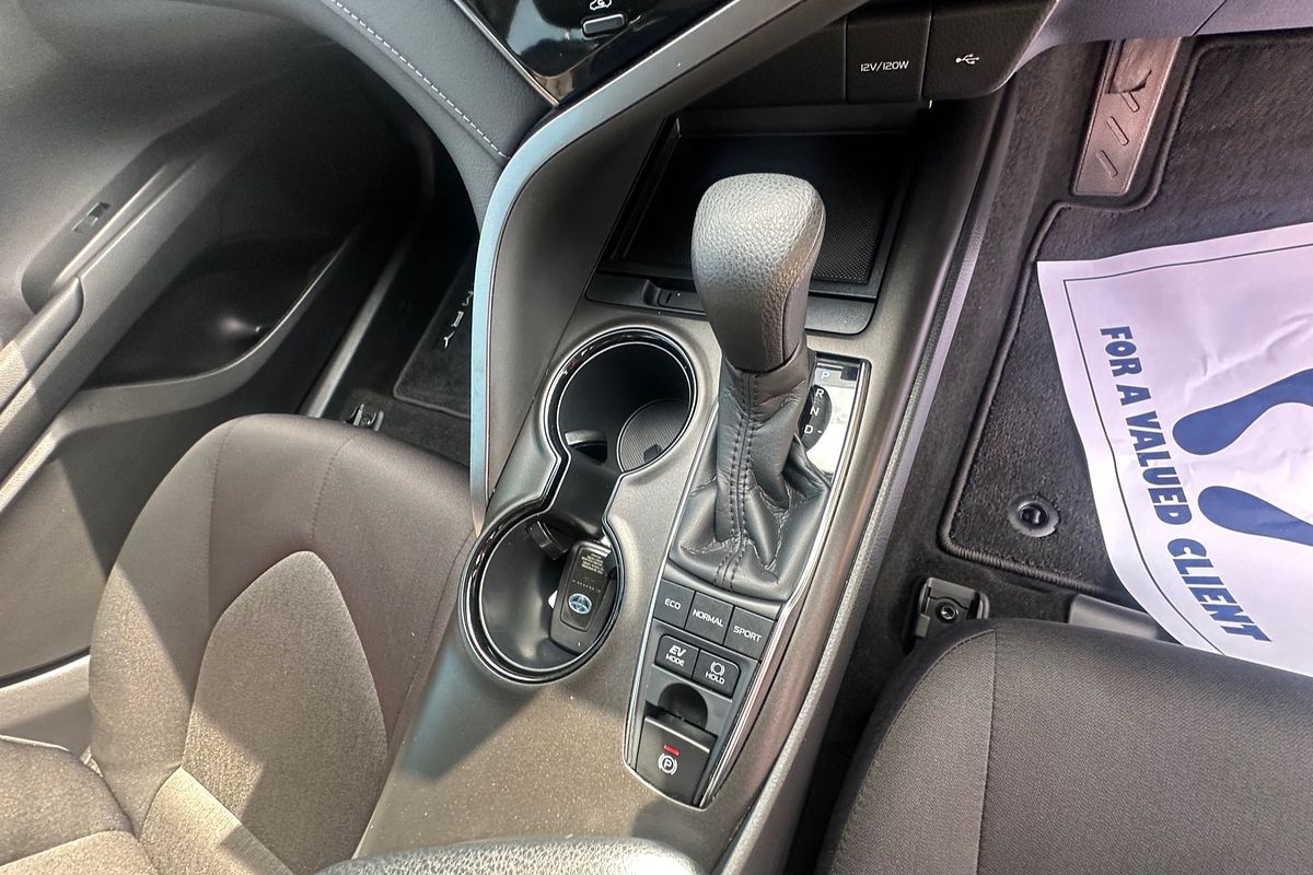 2024 Toyota Camry Ascent AXVH70R