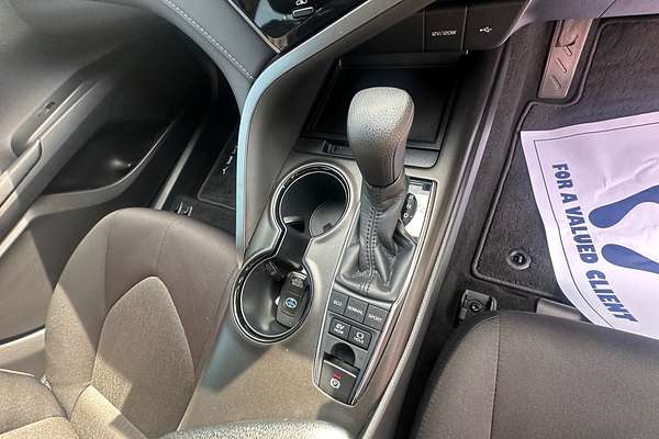 2024 Toyota Camry Ascent AXVH70R