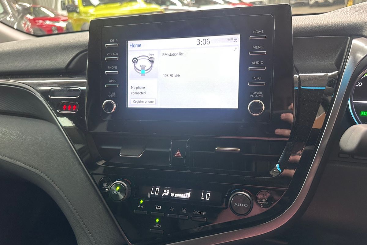 2024 Toyota Camry Ascent AXVH70R