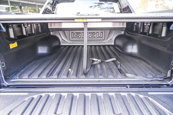 2025 Isuzu D-MAX X-TERRAIN 4X4