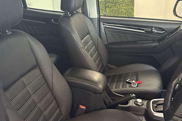 2020 Isuzu MU-X LS-U