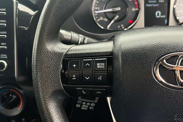 2022 Toyota Hilux SR GUN126R 4X4