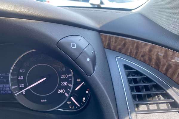 2022 Nissan Patrol Ti Y62