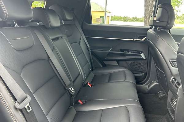 2024 KGM SsangYong Torres Ultimate J116