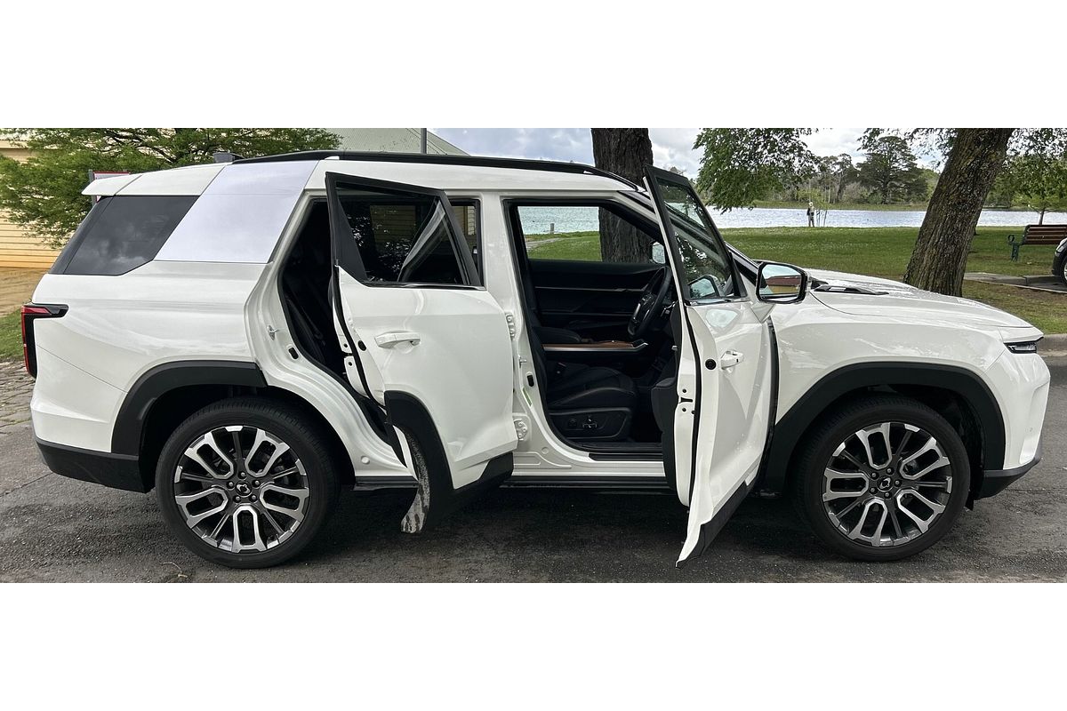 2024 KGM SsangYong Torres Ultimate J116