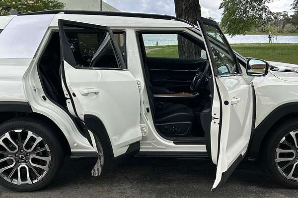 2024 KGM SsangYong Torres Ultimate J116