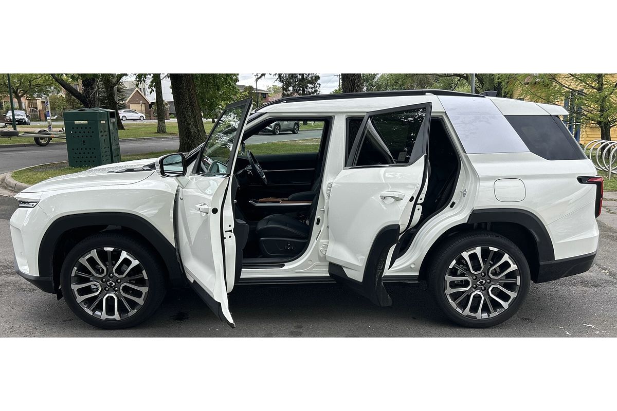 2024 KGM SsangYong Torres Ultimate J116