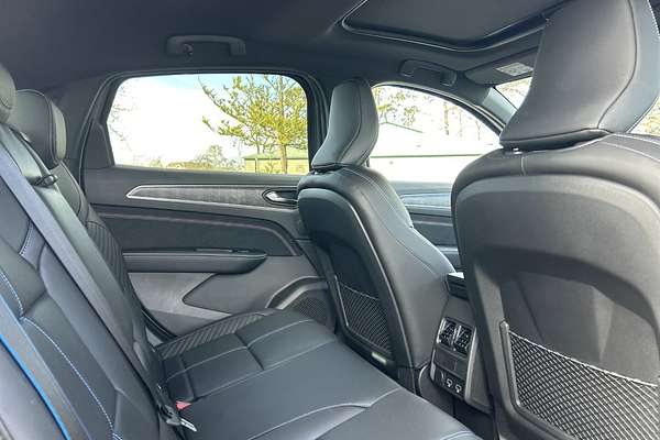 2025 Renault Arkana Esprit Alpine JL1