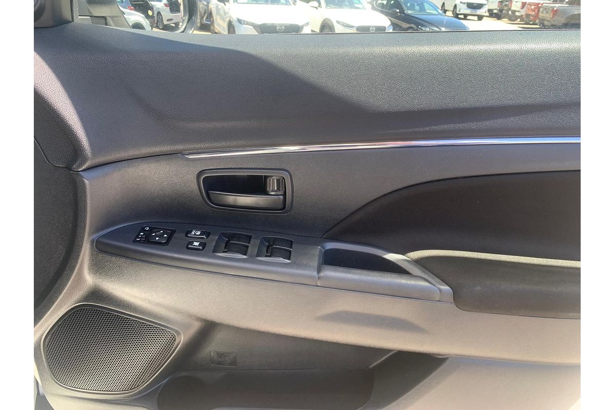 2019 Mitsubishi ASX ES XD