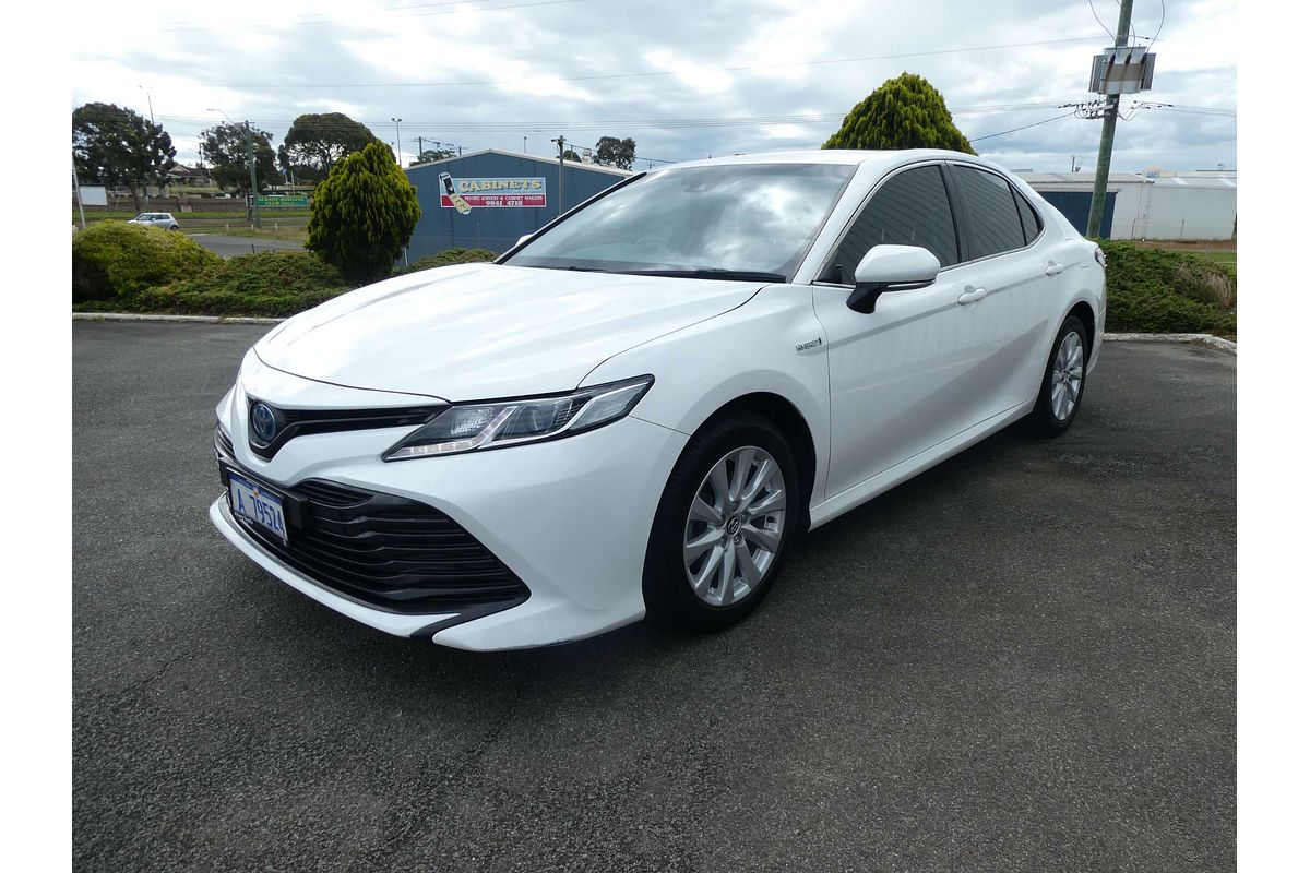 2019 Toyota Camry Ascent AXVH71R