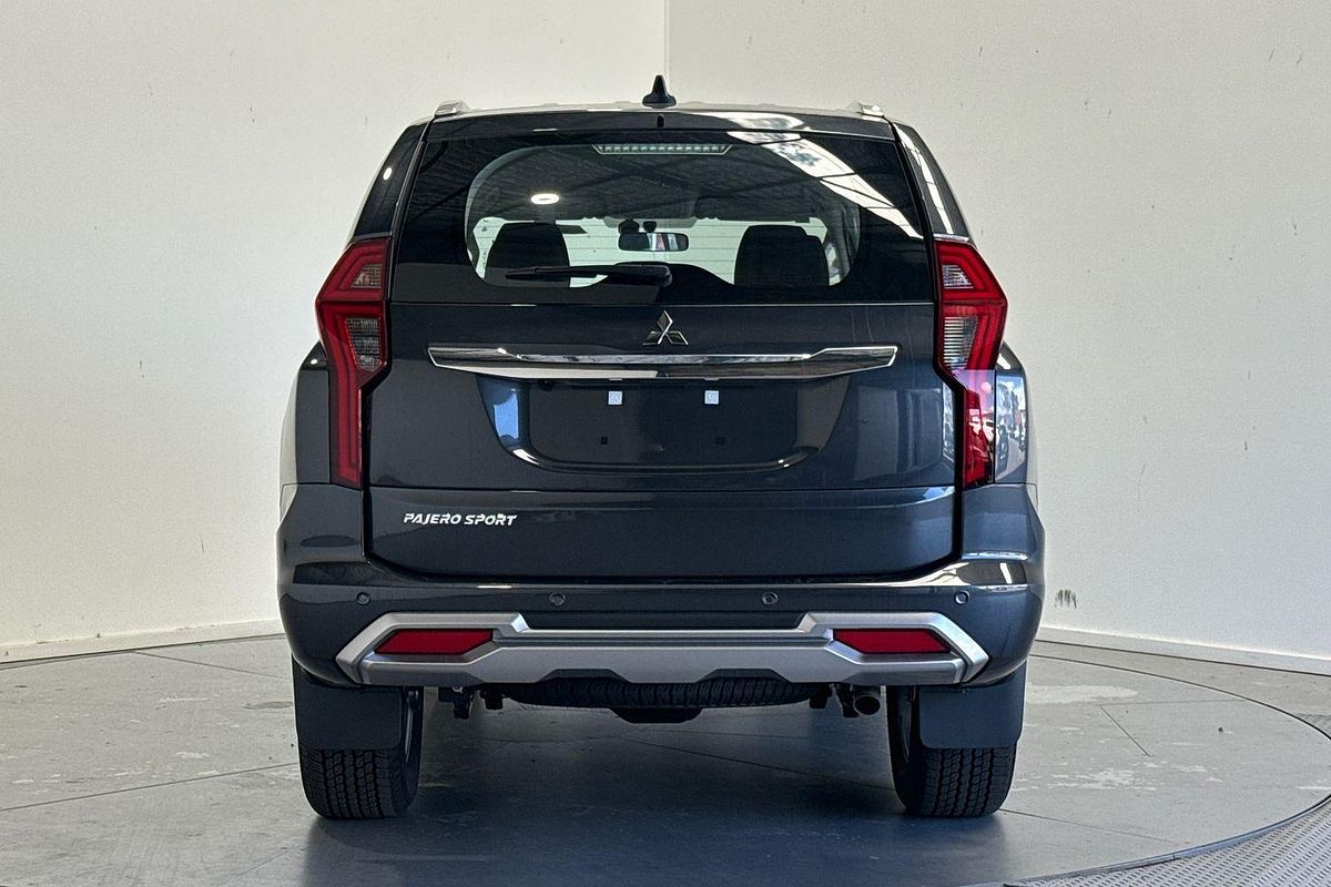 2024 Mitsubishi Pajero Sport GLX QG
