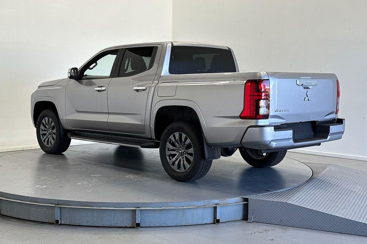 2024 Mitsubishi Triton GLS MV 4X4