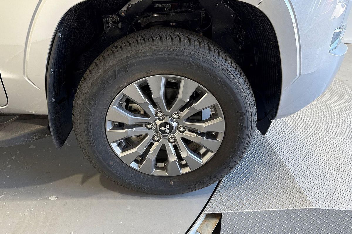 2024 Mitsubishi Triton GLS MV 4X4