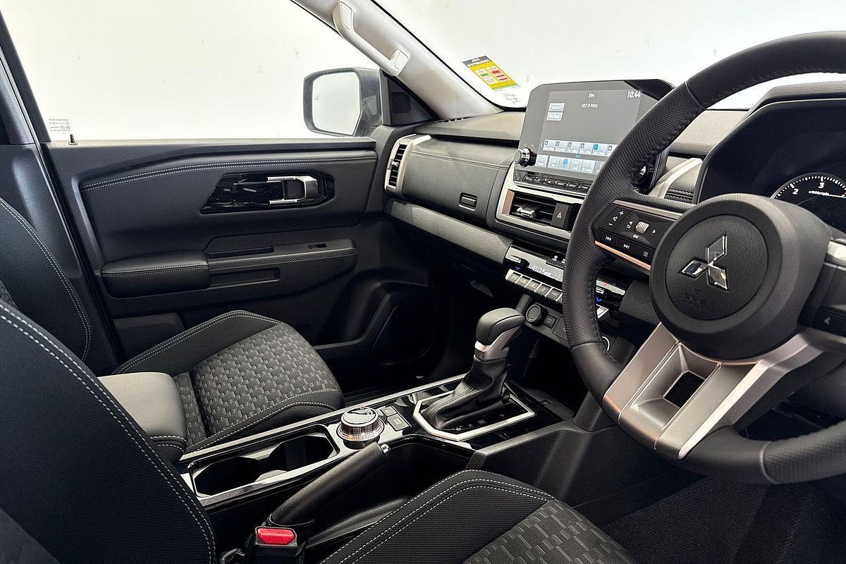 2024 Mitsubishi Triton GLS MV 4X4