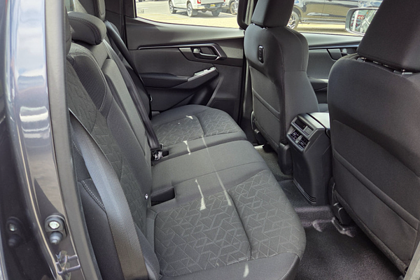 2025 Isuzu D-MAX X-RIDER 4X4