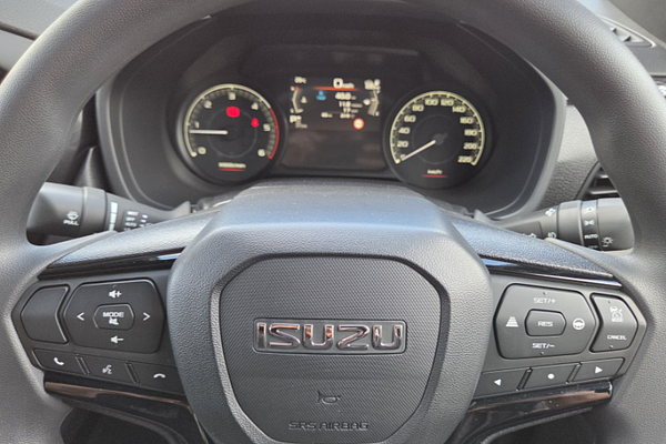 2025 Isuzu D-MAX X-RIDER 4X4