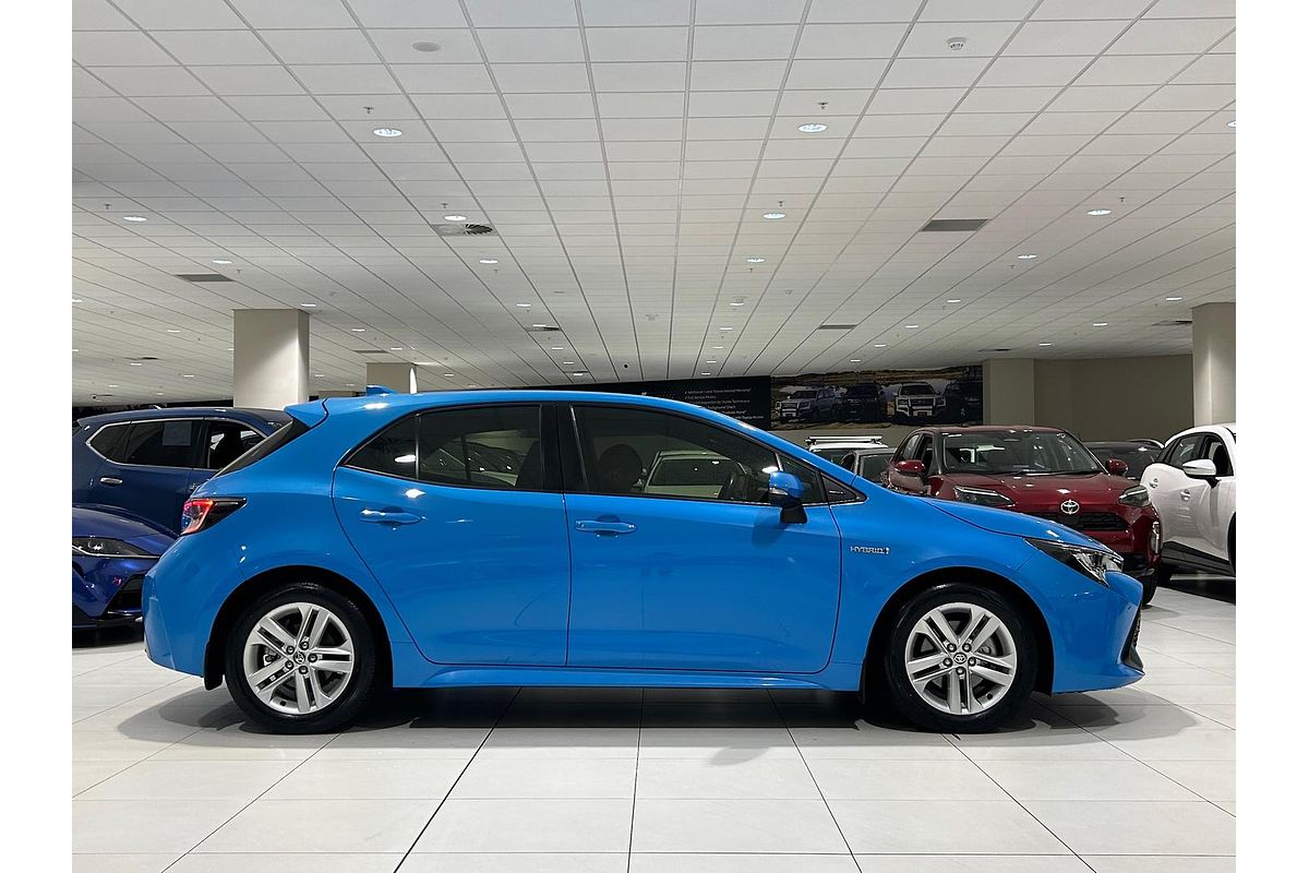 2022 Toyota Corolla Ascent Sport Hybrid ZWE211R