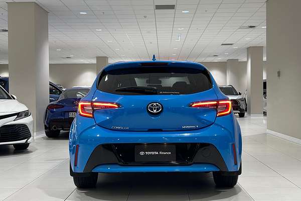 2022 Toyota Corolla Ascent Sport Hybrid ZWE211R