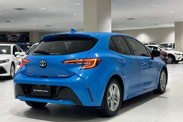 2022 Toyota Corolla Ascent Sport Hybrid ZWE211R