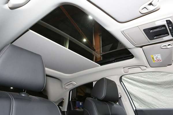 2023 Honda Civic e:HEV LX 11th Gen