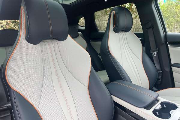 2025 BYD SEALION 6 Premium