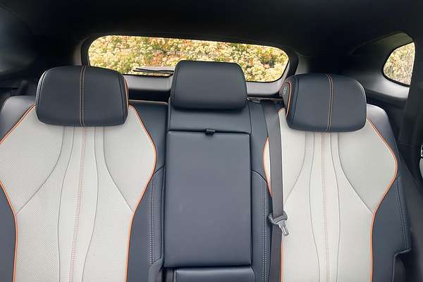 2025 BYD SEALION 6 Premium