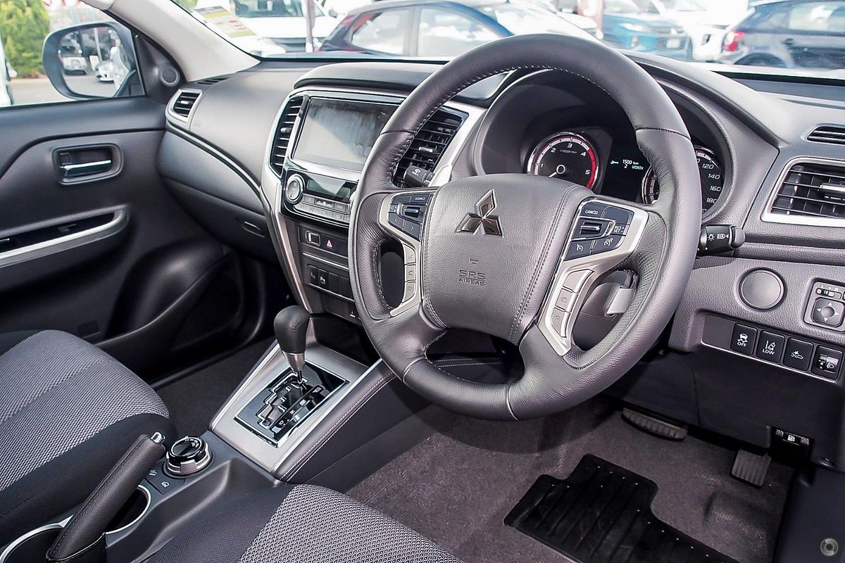 2019 Mitsubishi Triton GLS MR 4X4