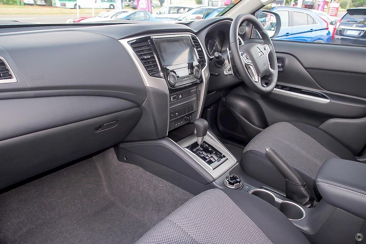 2019 Mitsubishi Triton GLS MR 4X4