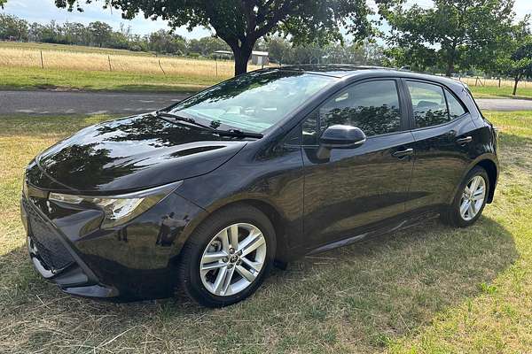 2018 Toyota Corolla Ascent Sport MZEA12R