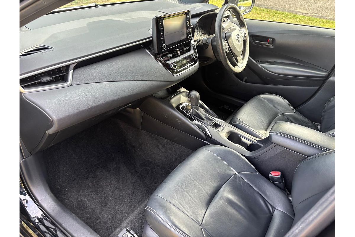 2018 Toyota Corolla Ascent Sport MZEA12R