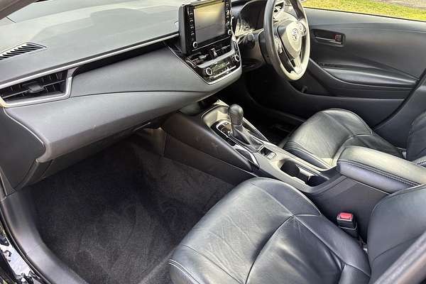 2018 Toyota Corolla Ascent Sport MZEA12R