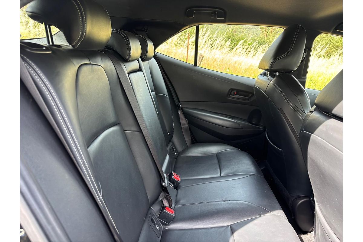 2018 Toyota Corolla Ascent Sport MZEA12R