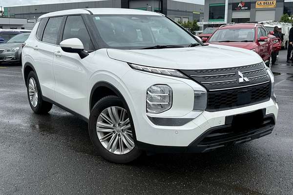 2025 Mitsubishi Outlander ES 5 SEAT (AWD) ZM MY24