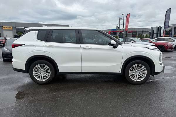 2025 Mitsubishi Outlander ES 5 SEAT (AWD) ZM MY24