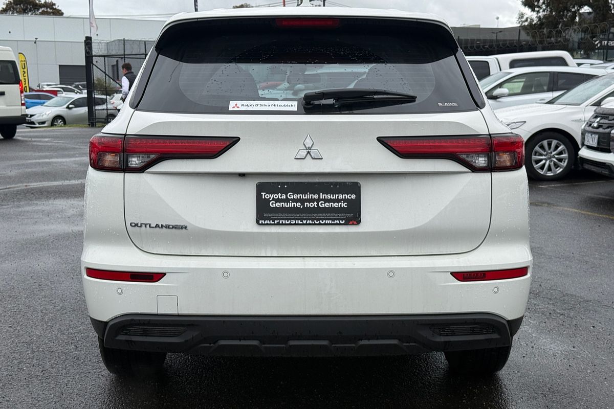 2025 Mitsubishi Outlander ES 5 SEAT (AWD) ZM MY24