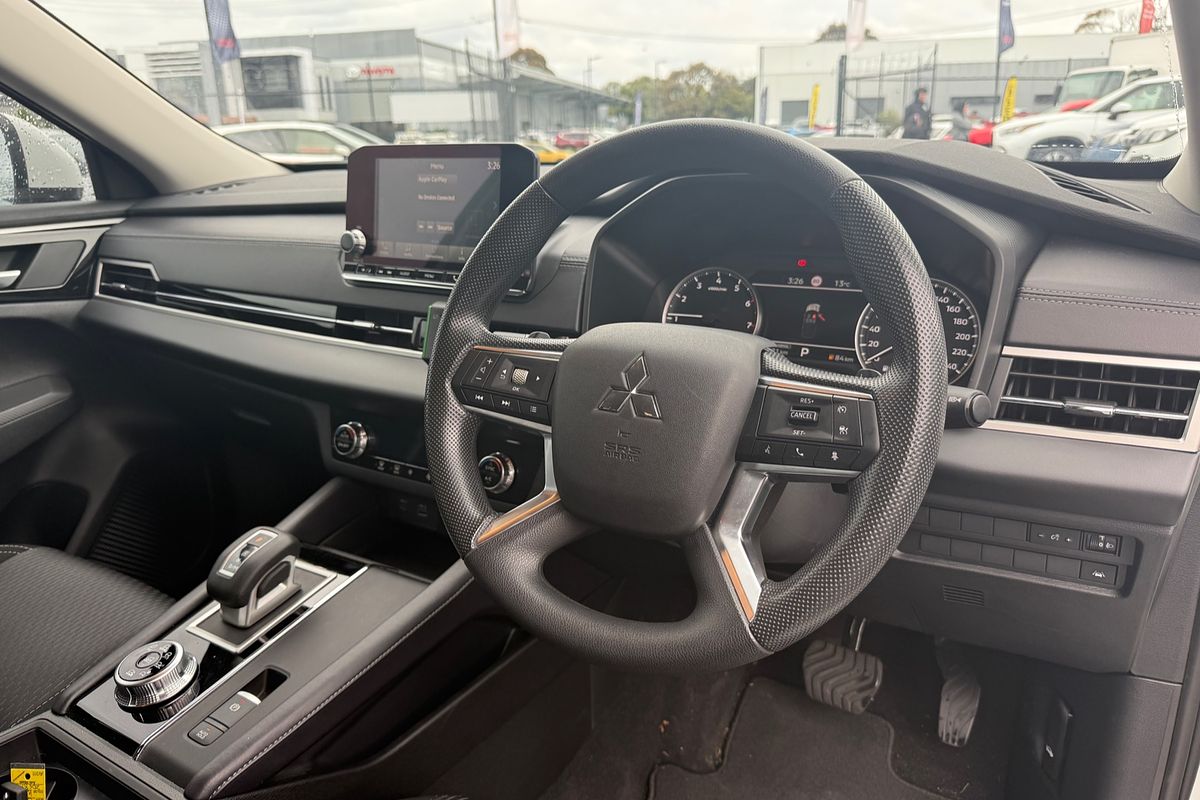2025 Mitsubishi Outlander ES 5 SEAT (AWD) ZM MY24