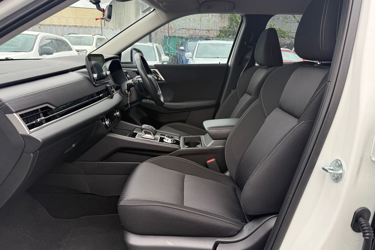 2025 Mitsubishi Outlander ES 5 SEAT (AWD) ZM MY24