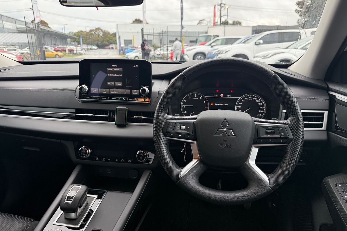 2025 Mitsubishi Outlander ES 5 SEAT (AWD) ZM MY24