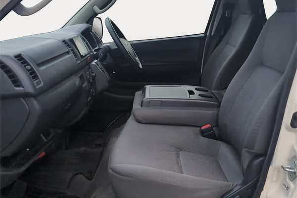 2017 Toyota Hiace 4WD