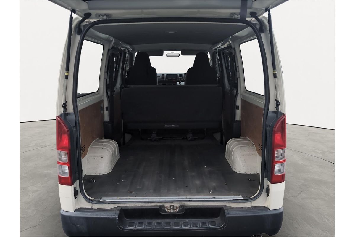 2017 Toyota Hiace 4WD