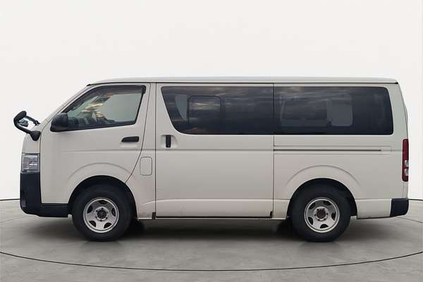 2017 Toyota Hiace 4WD